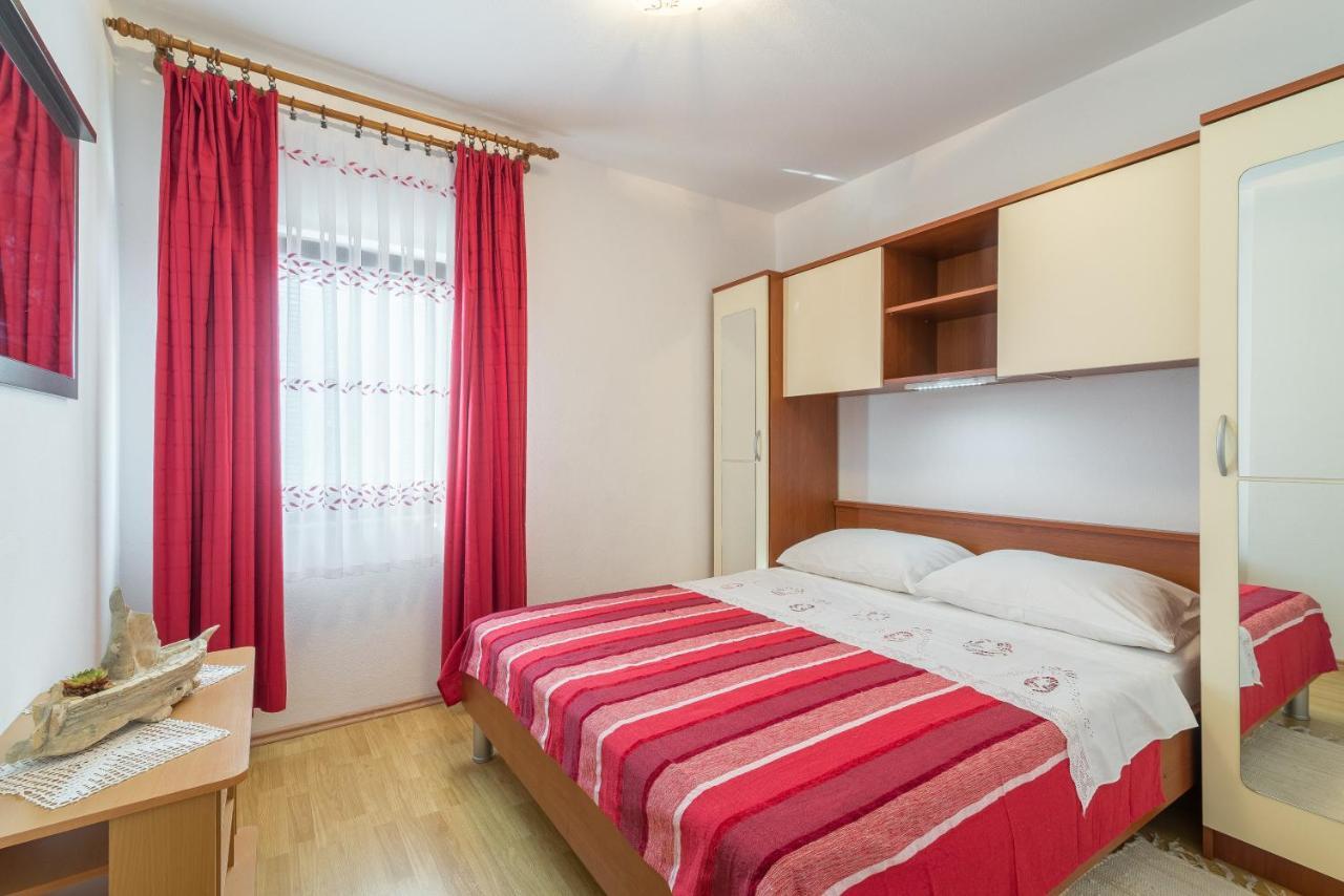 Apartments Puskaric Вир Екстер'єр фото
