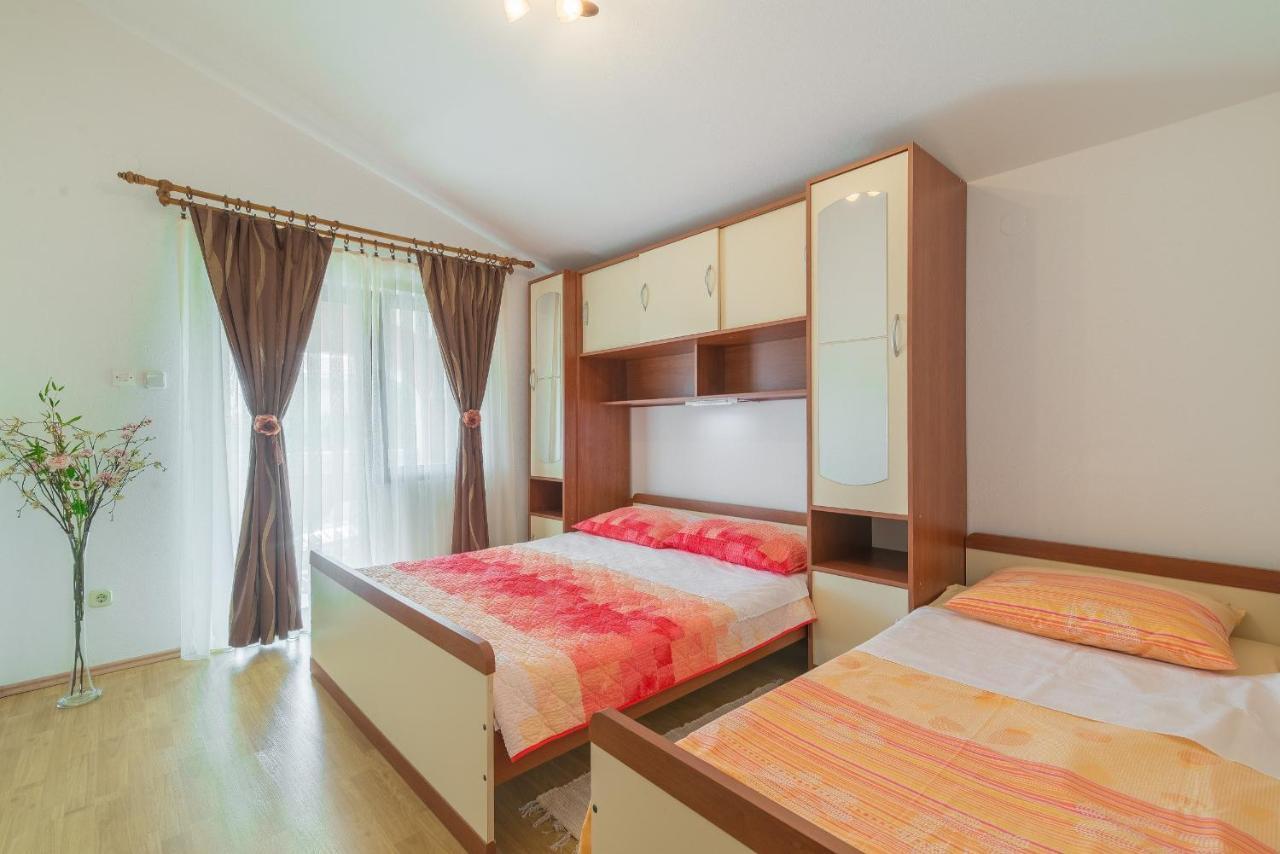 Apartments Puskaric Вир Екстер'єр фото